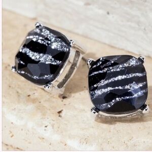 NWT Zebra  Striped Earrings
